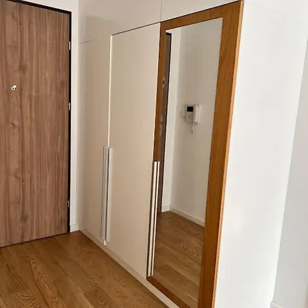 Apartament Z Tarasem Przy Targach Poznanskich Apartment *